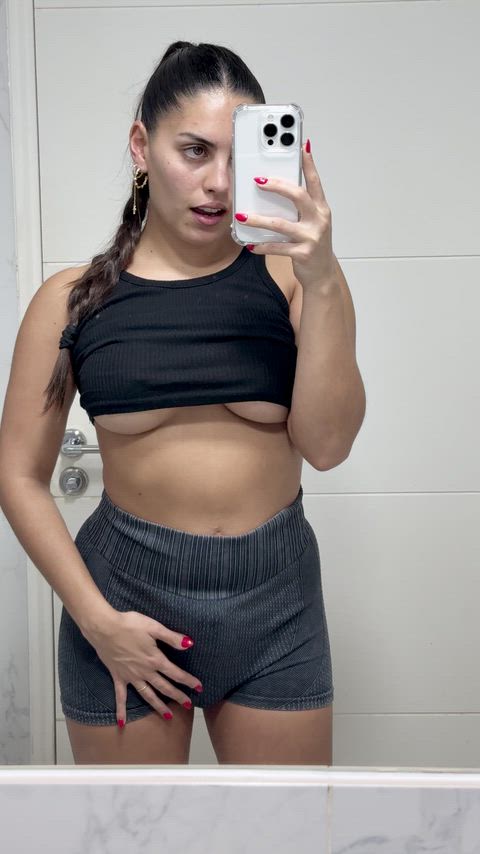 Say yes if you want my nudes (I actually send)