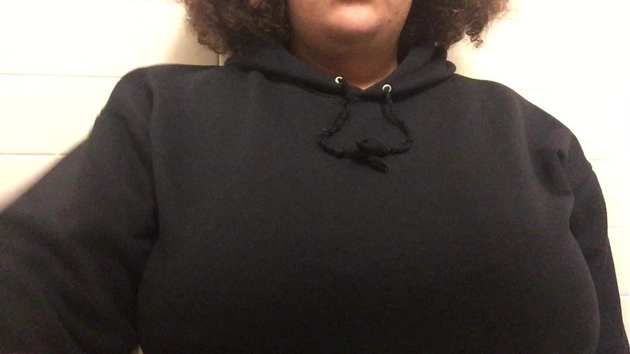 A bitty tittydrop between exams 🌼