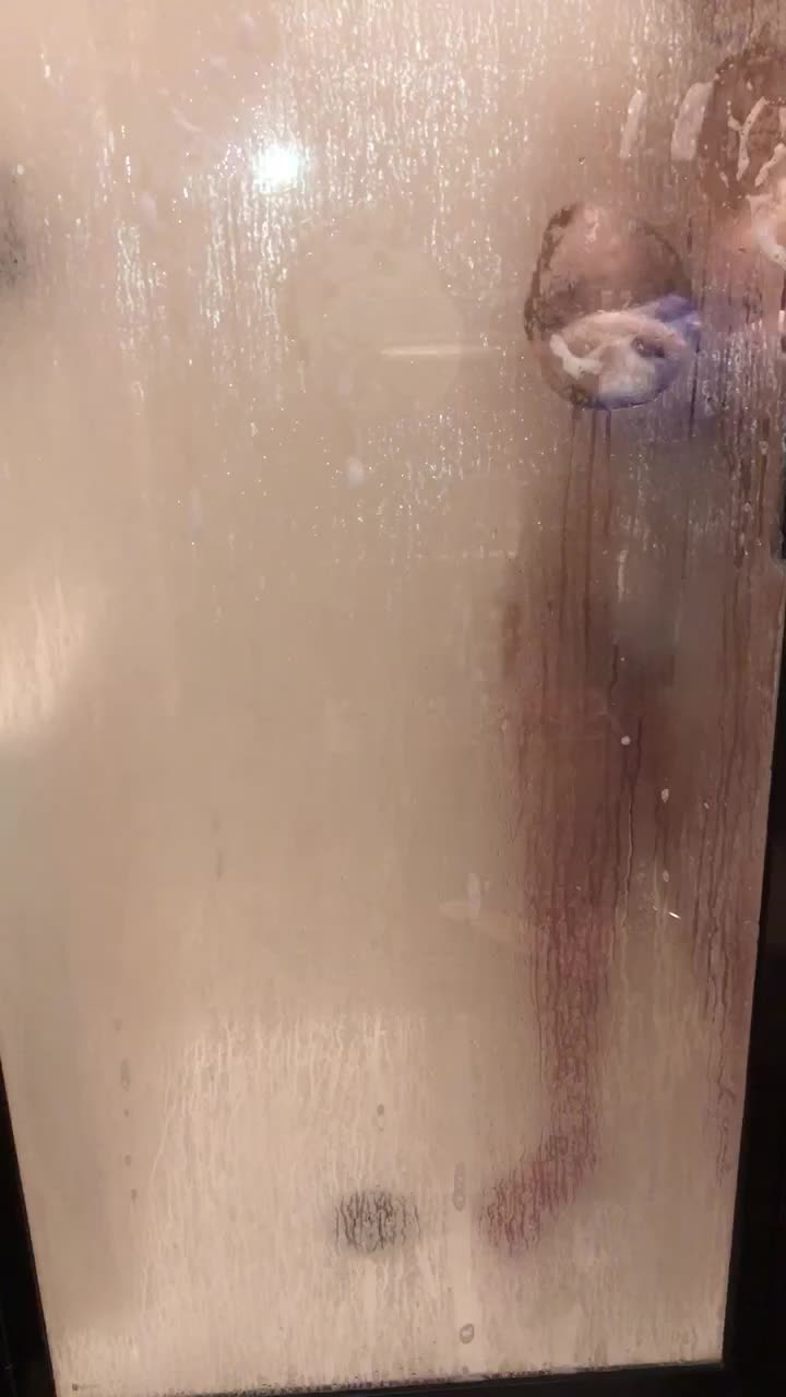 Don’t be shy, come in the shower (;