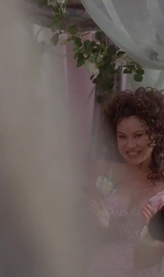 Jennifer Tilly