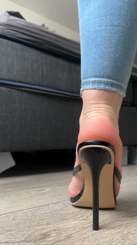 Just stepping by. [OC]