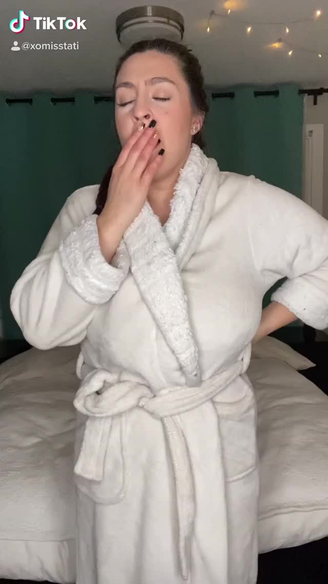 WAIT FOR IT ...