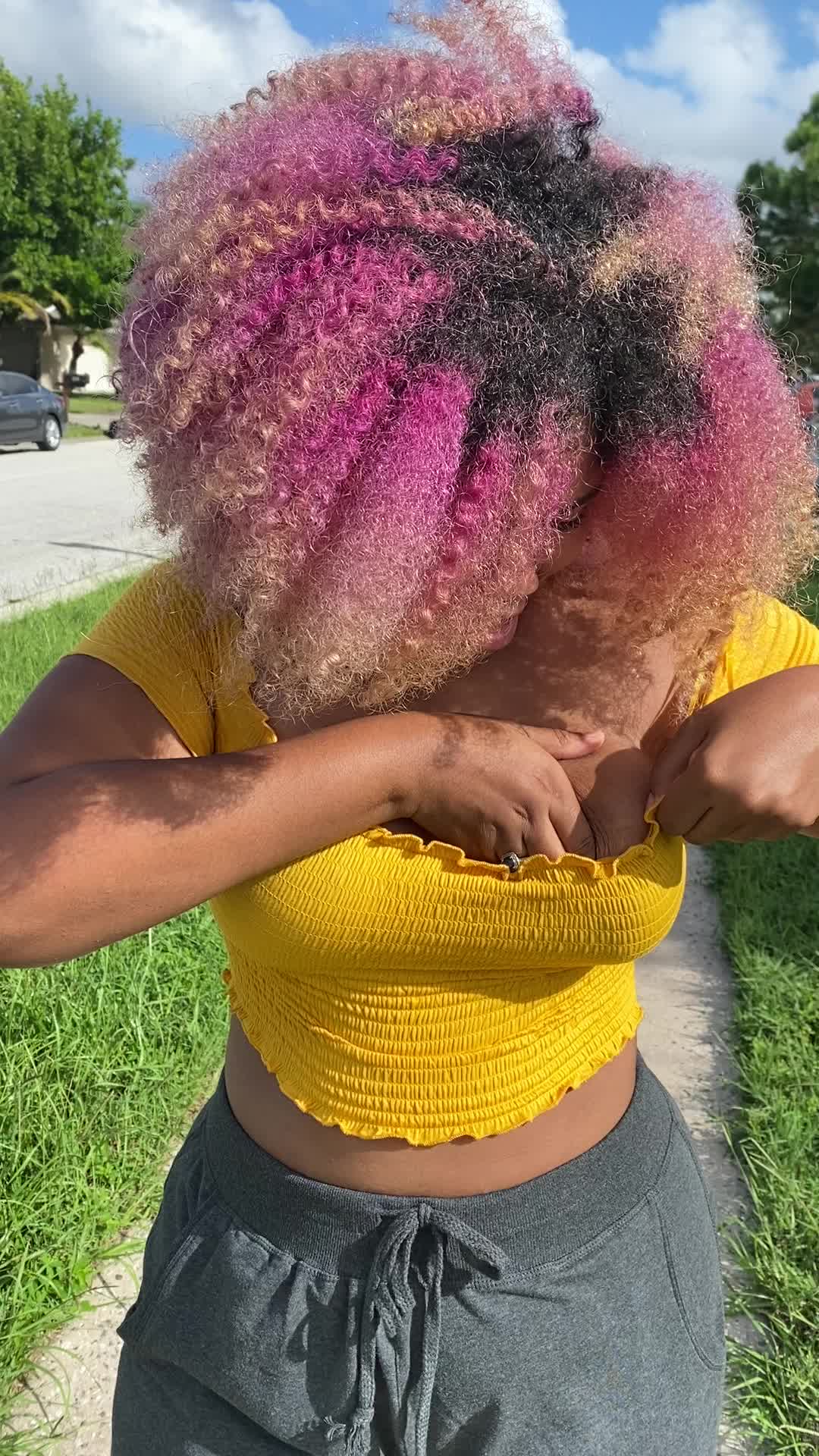Flashing daddy and the neighbors 🌞