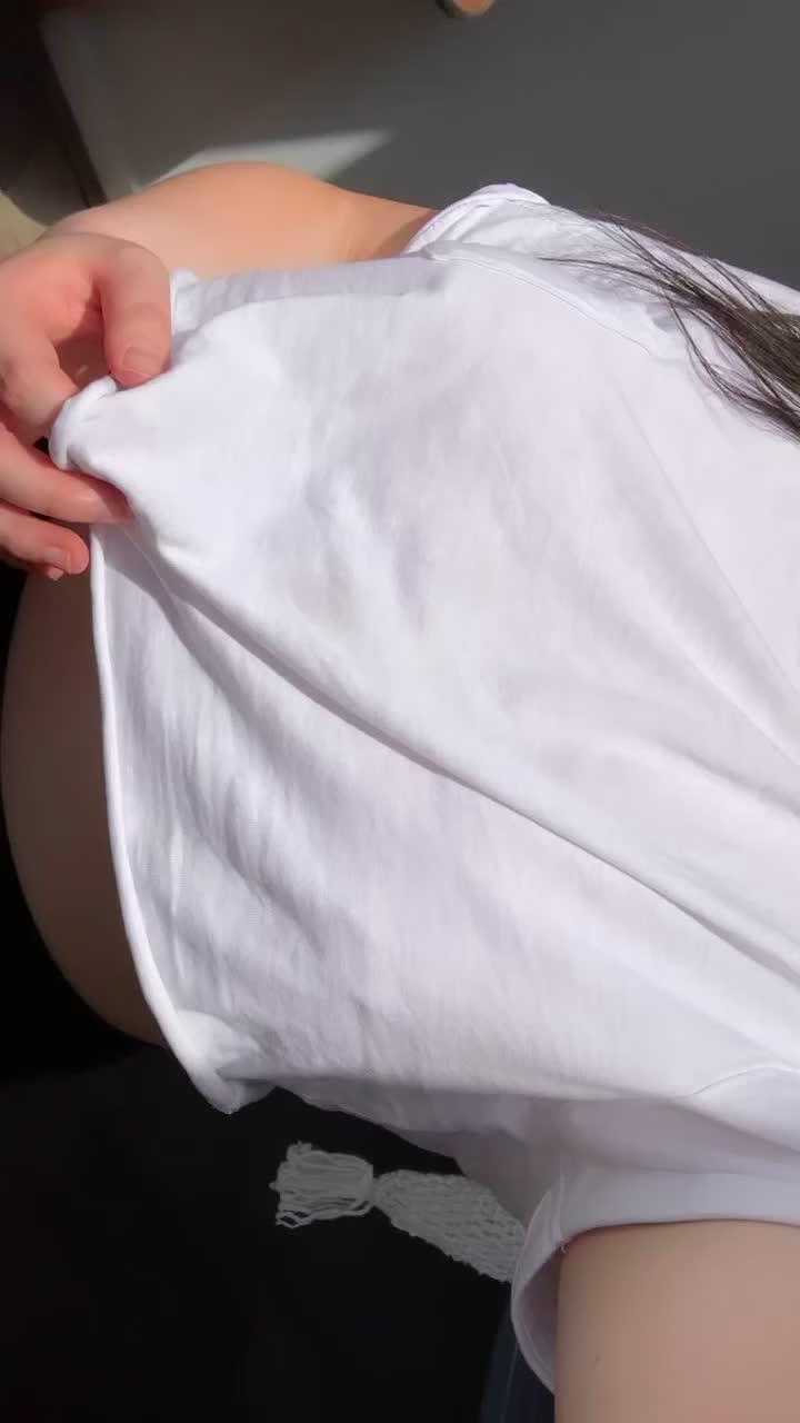 Would your cock fit nicely between my tits? 😉🍆