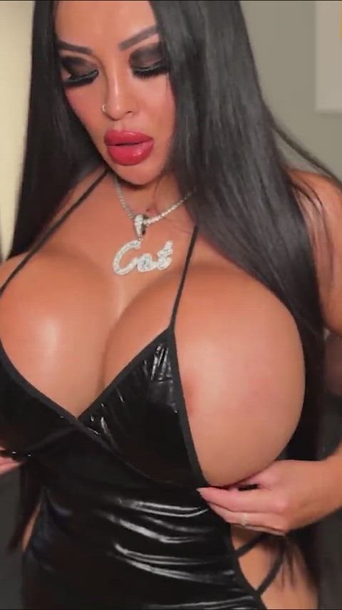 Plastic Bimbo with a Gifted Wrapped Booty