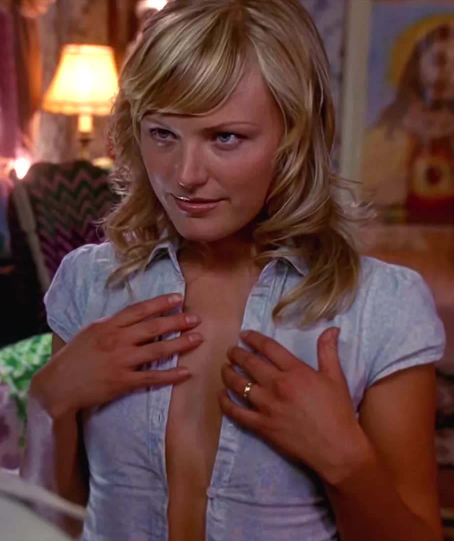 Malin Åkerman - Sweet plot reveal in 'Harold & Kumar Go To White Castle'