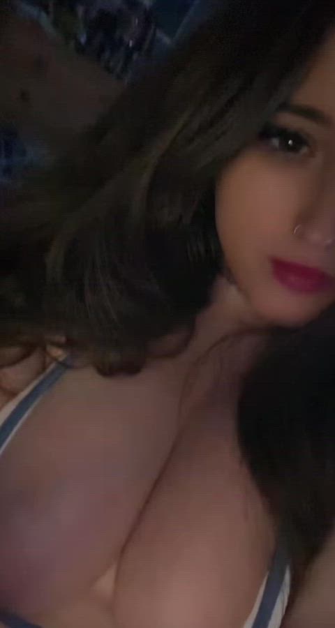 wearing smaller bikinis makes me look hot