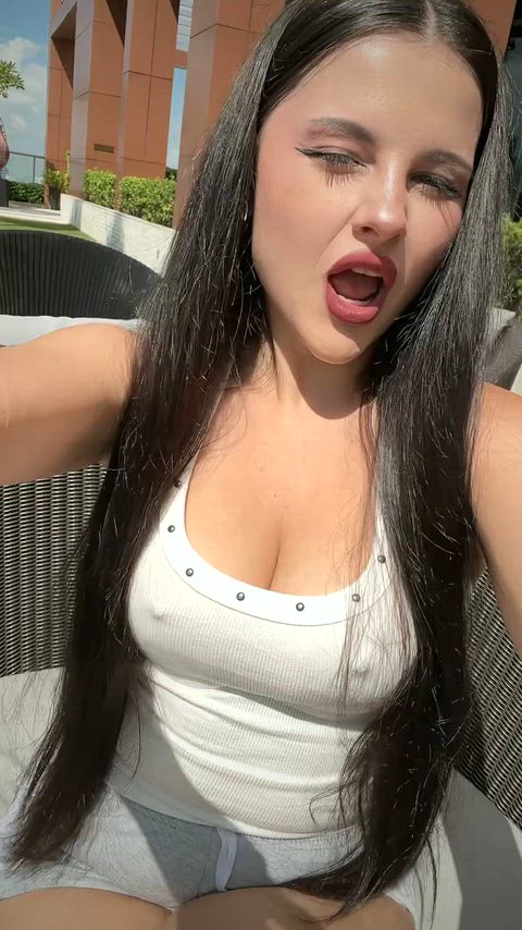 wanna see what i'm hiding under here for you