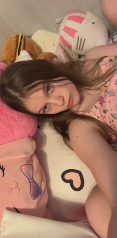 Men above 18, is my pussy fuckable or ugly?