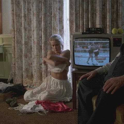 Emmanuelle Seigner - Detective (1985)