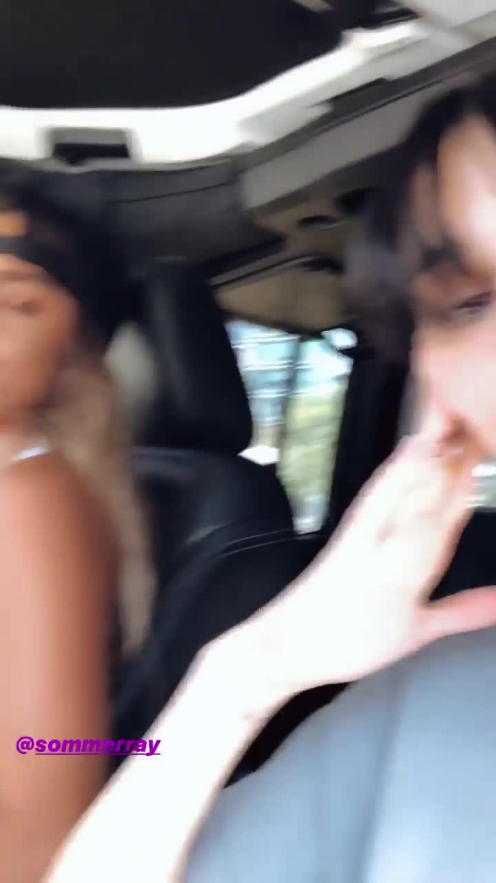 👅