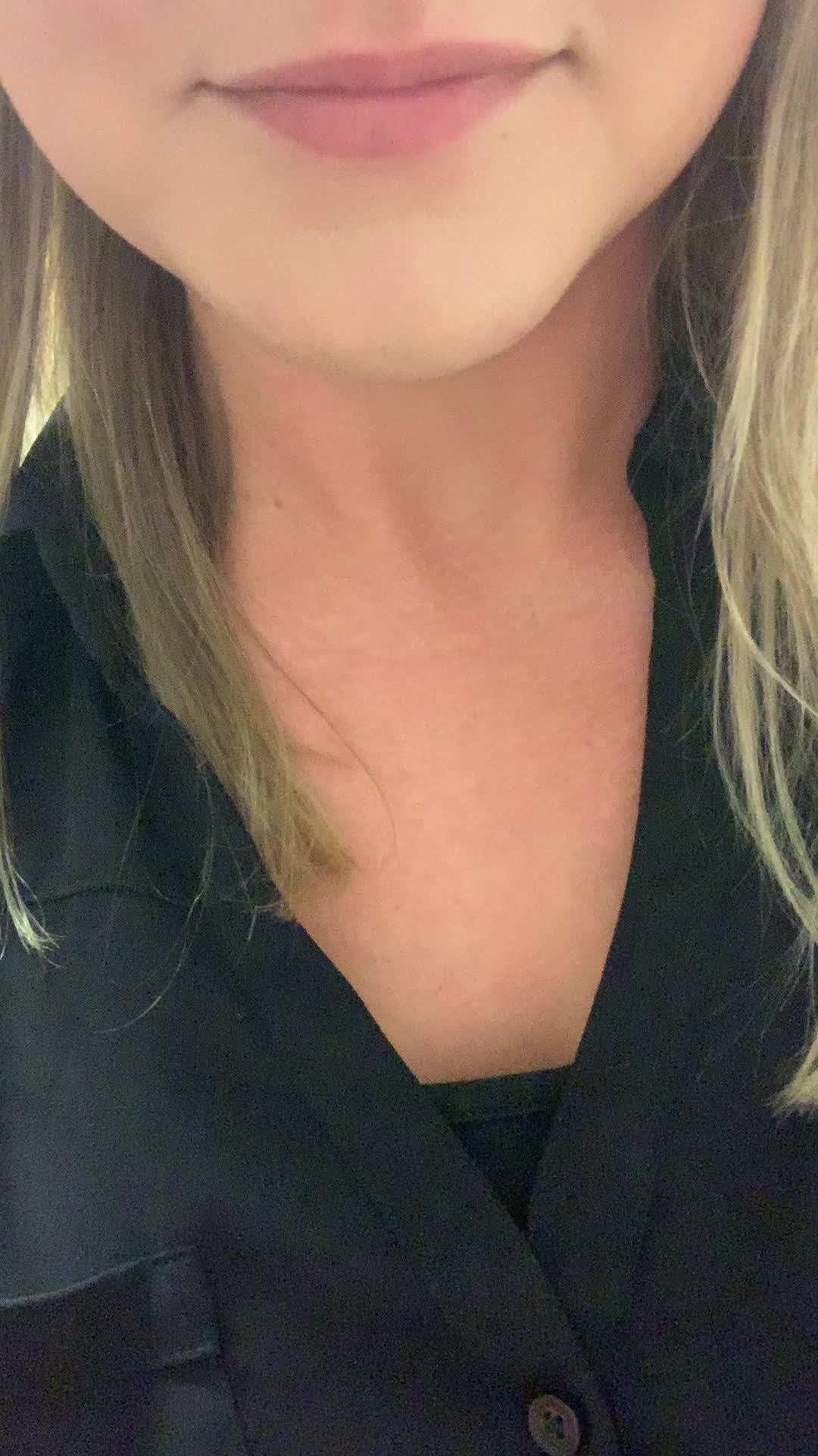 😘