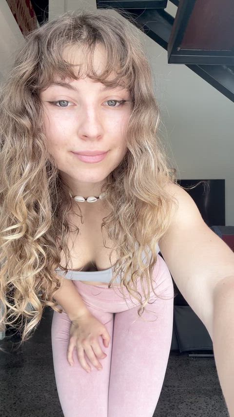 Love the lighting in this room