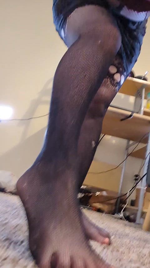 All I wanna do is cum with you