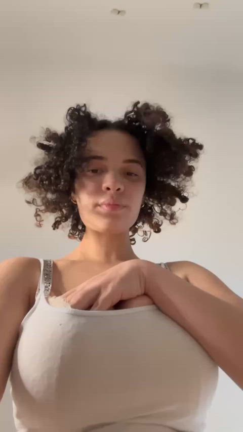 Some1 said I have the Kim K nipples