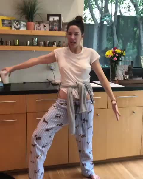 Whitney Cummings