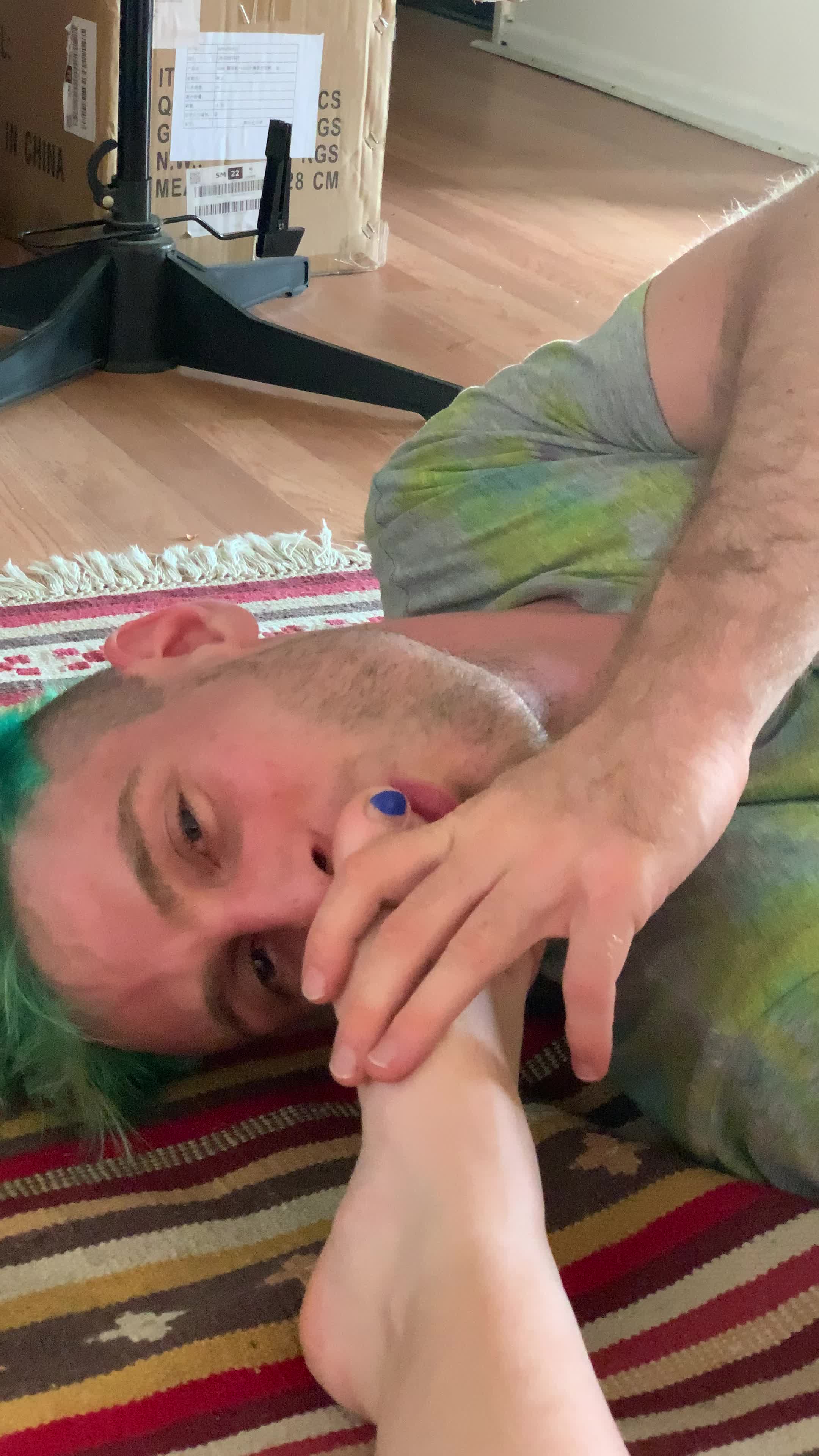 Never understood foot fetishes, look at me now