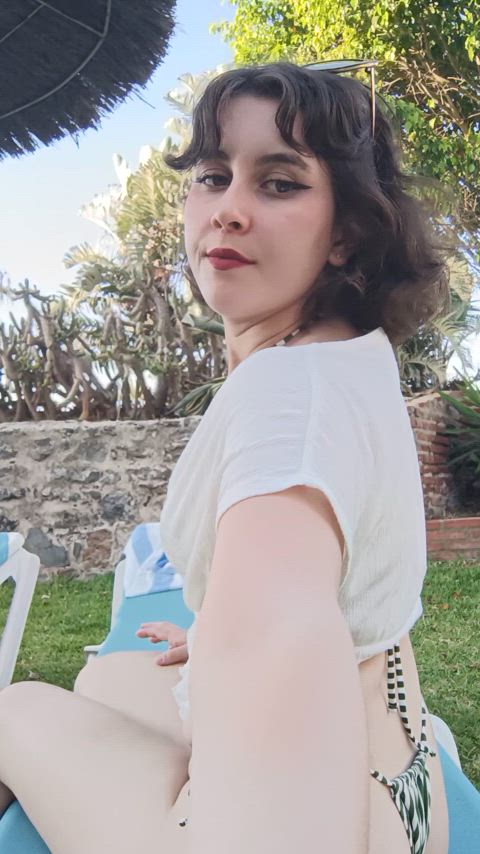 Would you help a sexy angel?