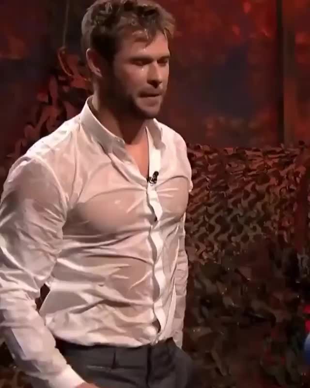 This turns me on way more than it should