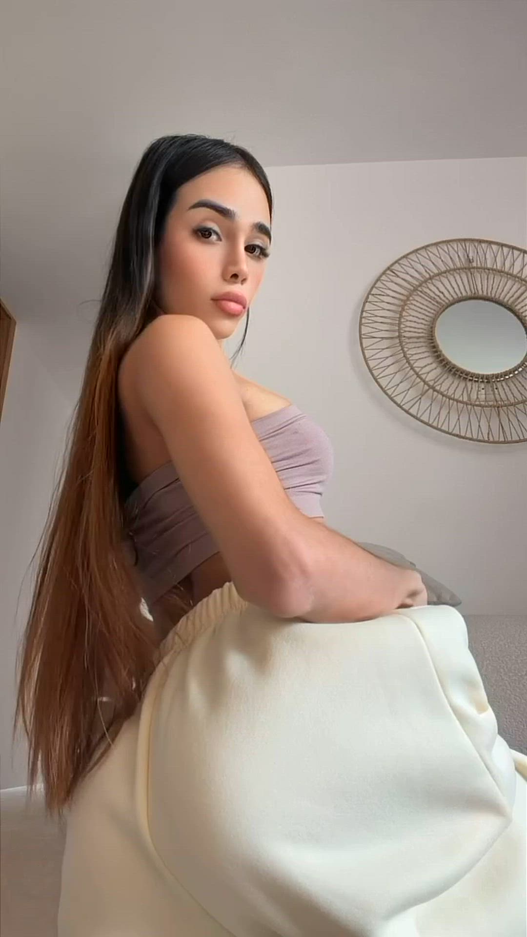 _mila_mila_ recent video