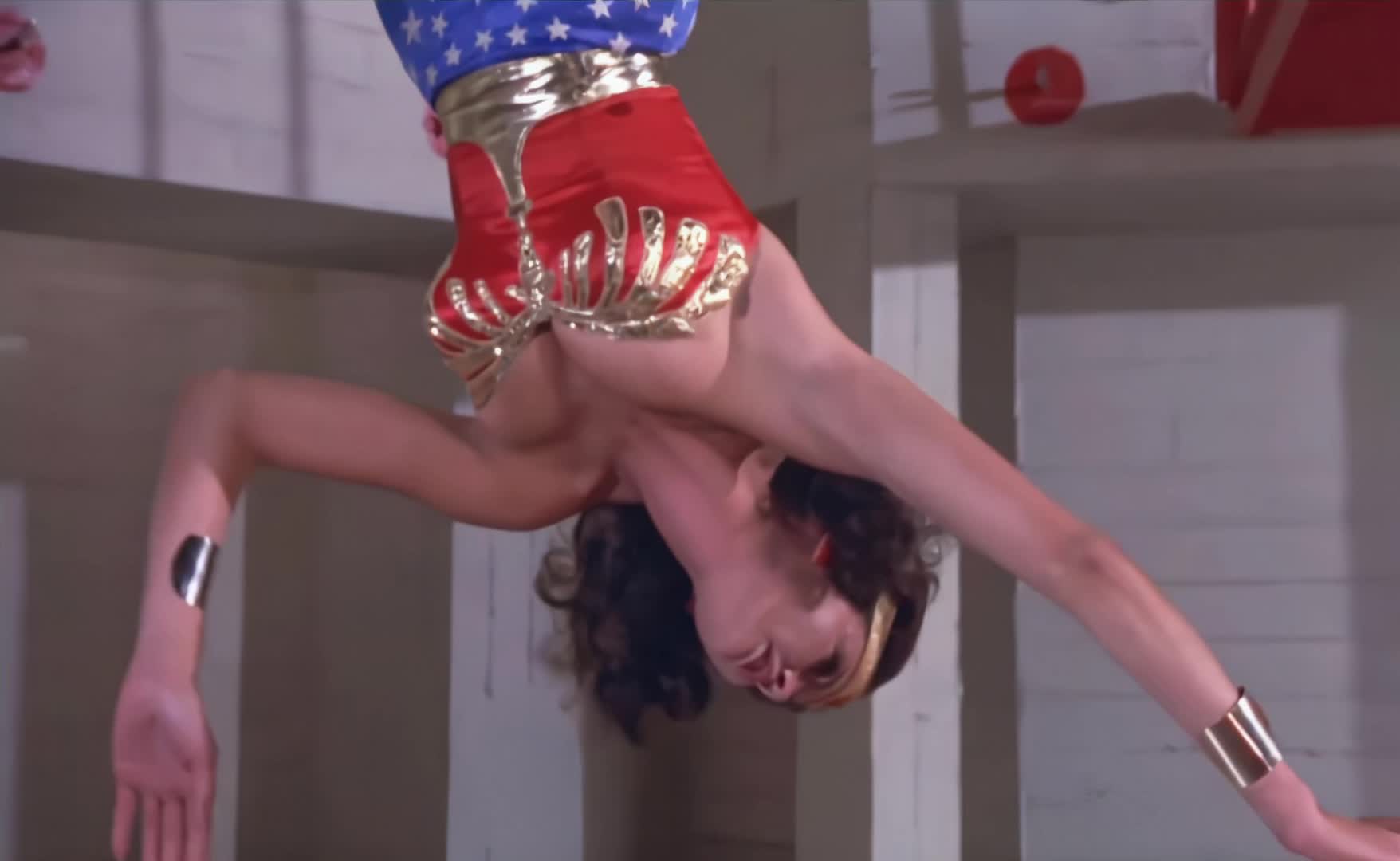 Lynda Carter hanging plot in 