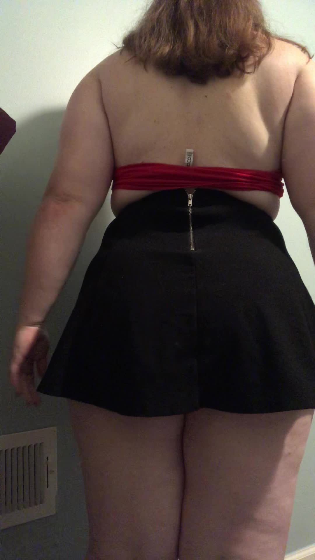 Monday Morning Booty Jiggle