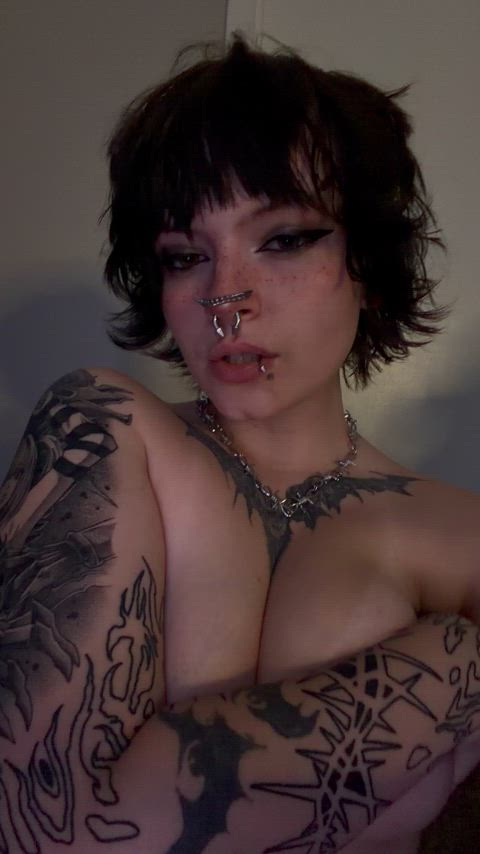 are you into tatted up emo chicks