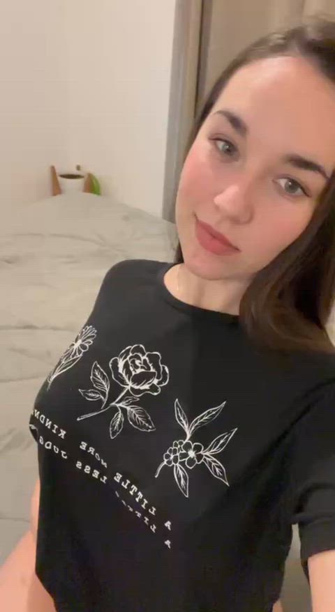 me happiest when nude