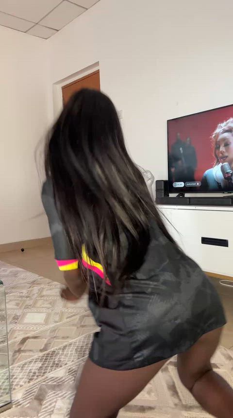 I want to feel your tongue in my tight hole