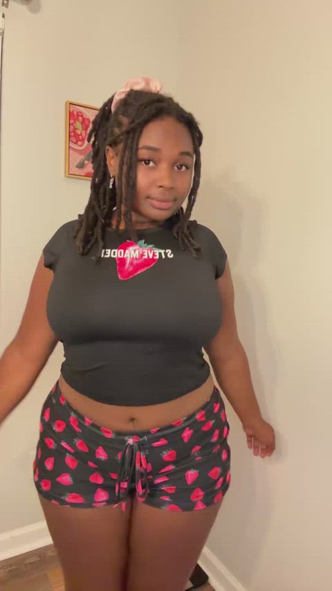 men over 25 only... am I fuck-worthy or nah?