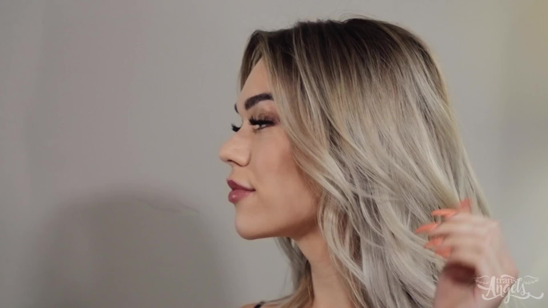 Mirror Mirror - Emma Rose