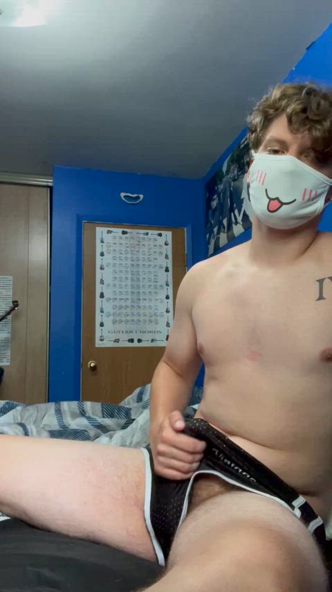 Stare at my butt while I jerk off