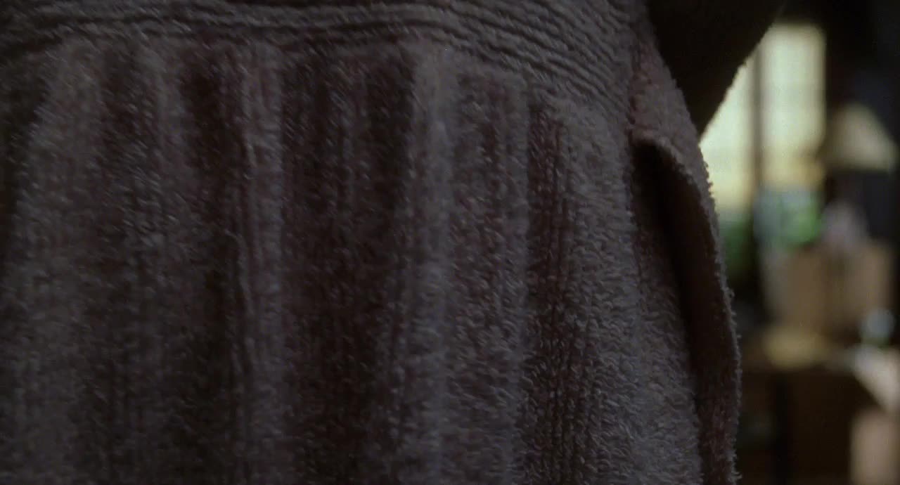 Naomi Watts and Laura Harring - Topless lesbian scene