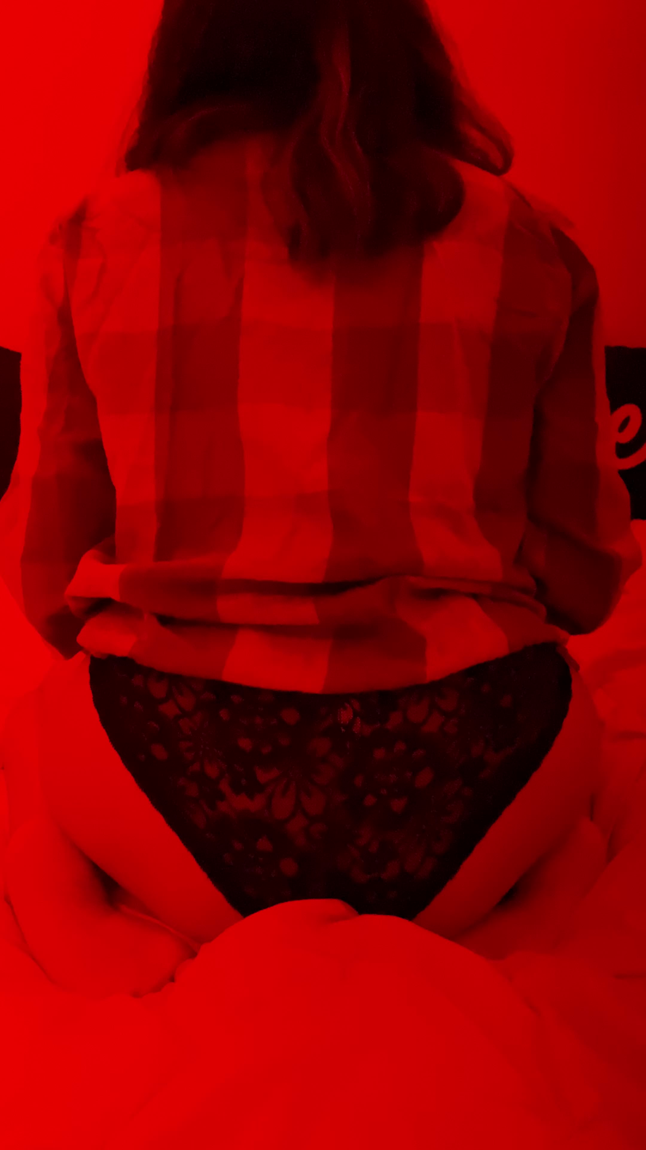 😈
