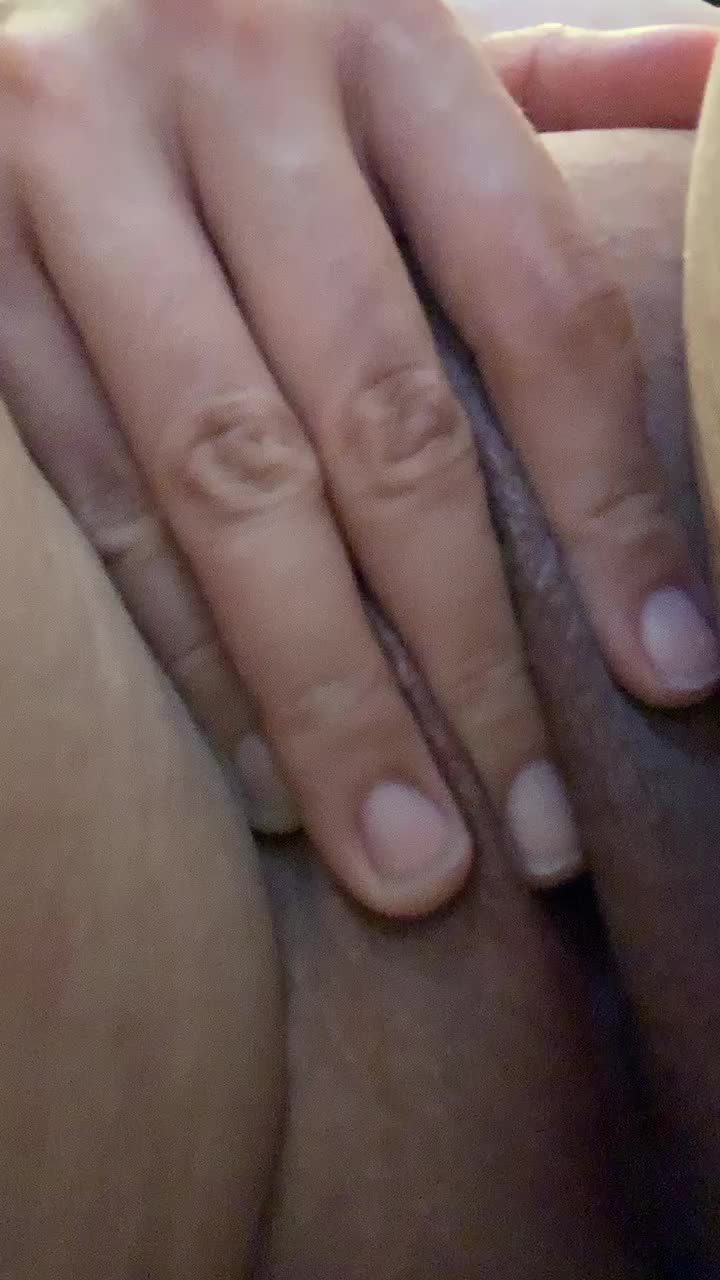 🎶When I think about you I touch myself🎶