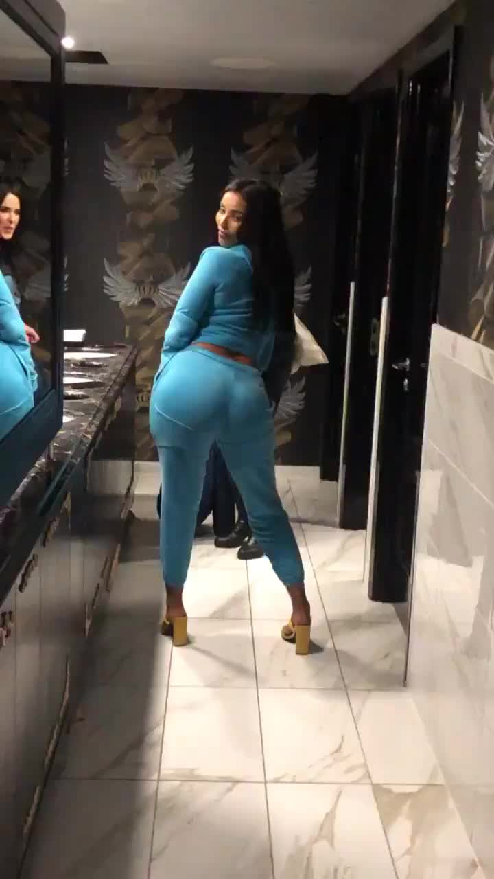 that damn booty, wow