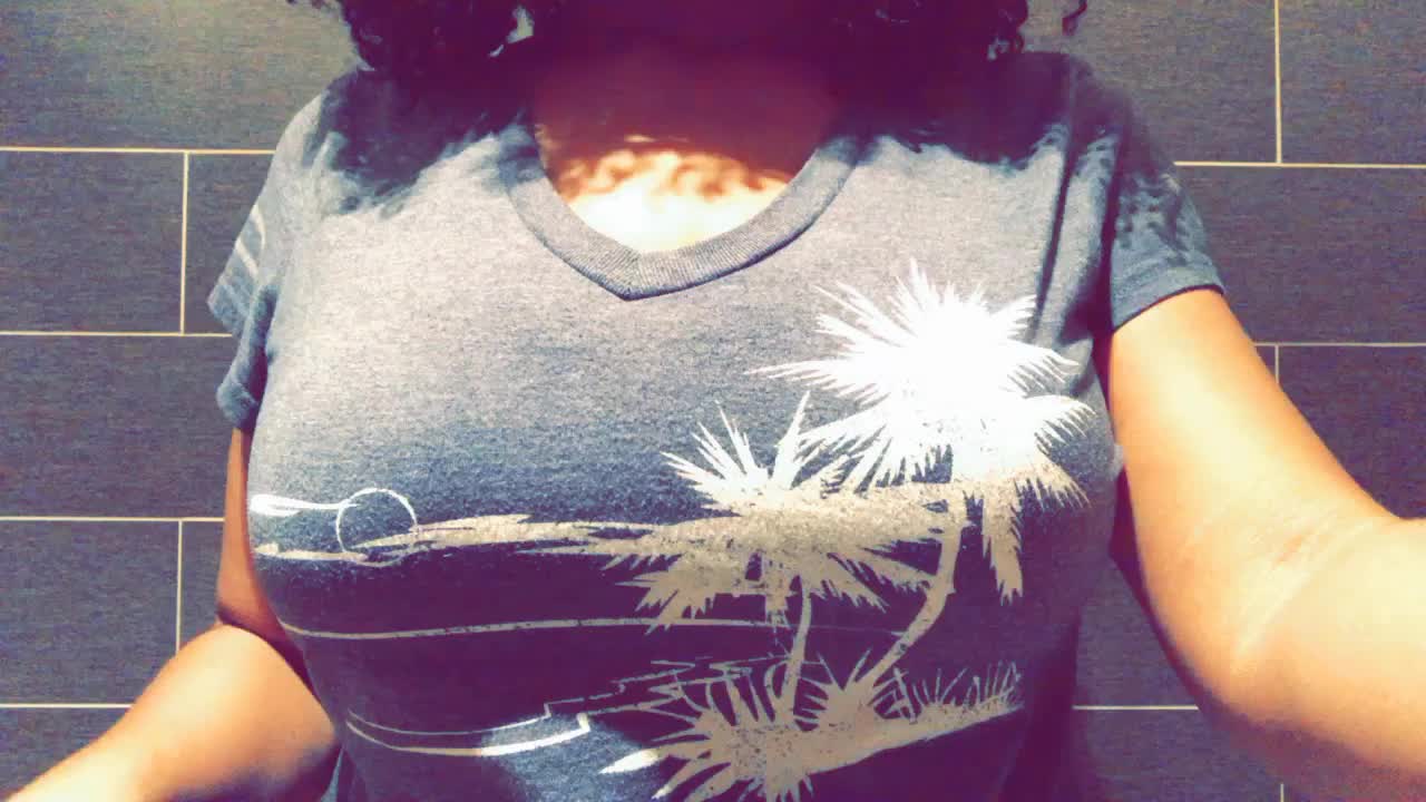 work titty drop 😏