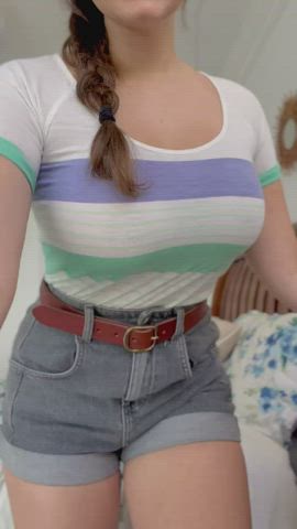 Amateur Barely Legal Big Tits Boobs Bouncing Tits Perky Teen Underwear Porn GIF by lamsinka89