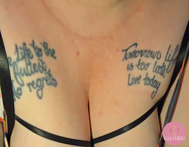 Do you like my Xmas pajamas?