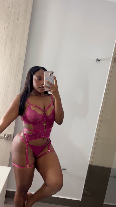 Do men find darkskin girls attractive