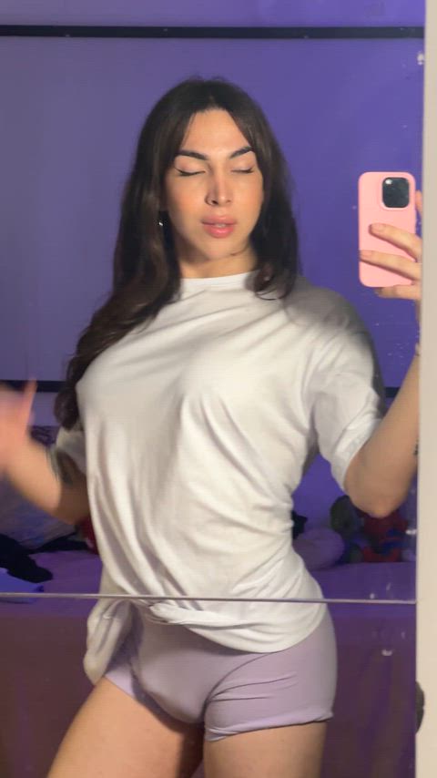 would you refuse my offer if i asked you to suck this?