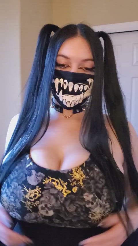 EsskayUwU vid 37/98