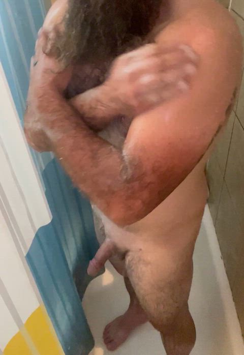 Who’s helping me wash my back