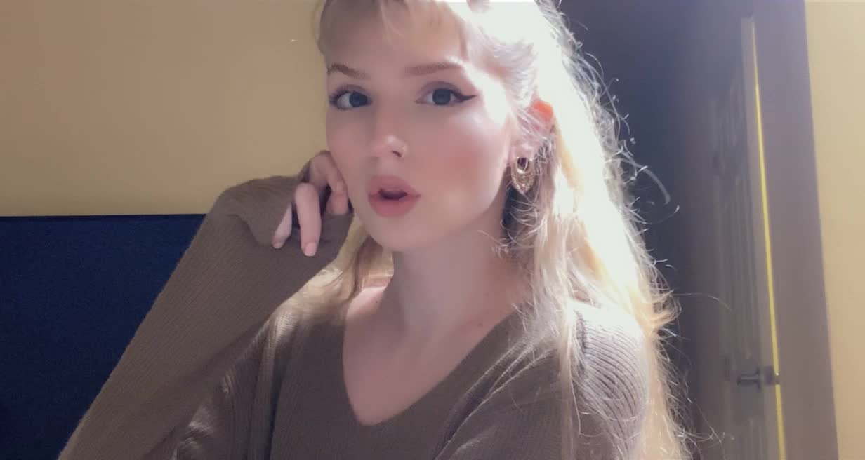 I miss being someone’s subby baby 🥺
