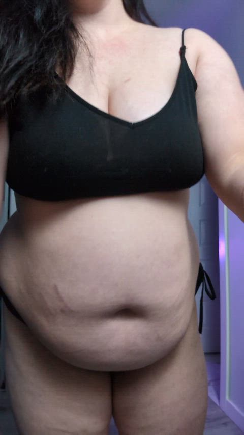 Men who like big bellies are my favourite 🖤