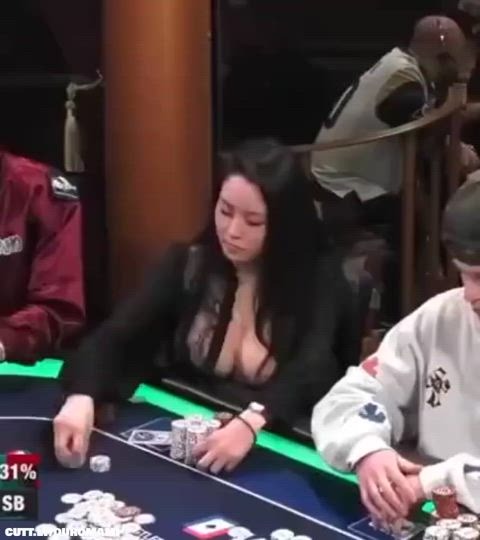 Boobs Cleavage Exhibitionist Exposed Funny Porn Public Seduction Tits Trashy Boners r/NSFWFunny Porn GIF by duromami