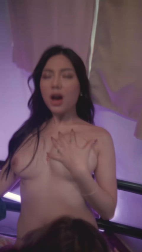 Divine Villareal & Co. in Tulo (2025)