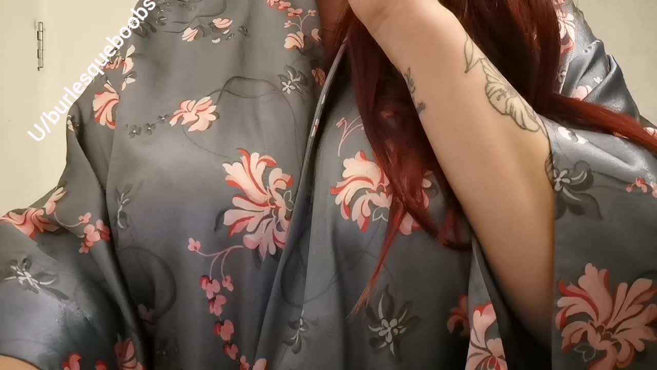 You liked my last gif... So, here's another 😘