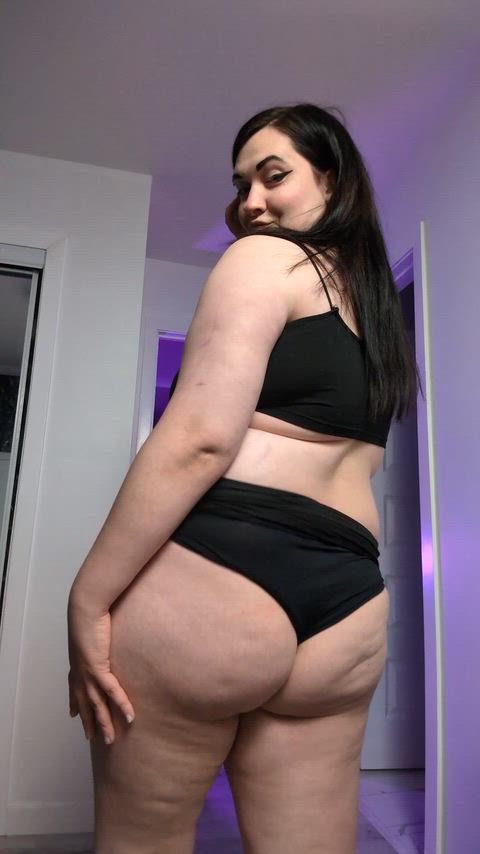 Surprise, I have a big belly