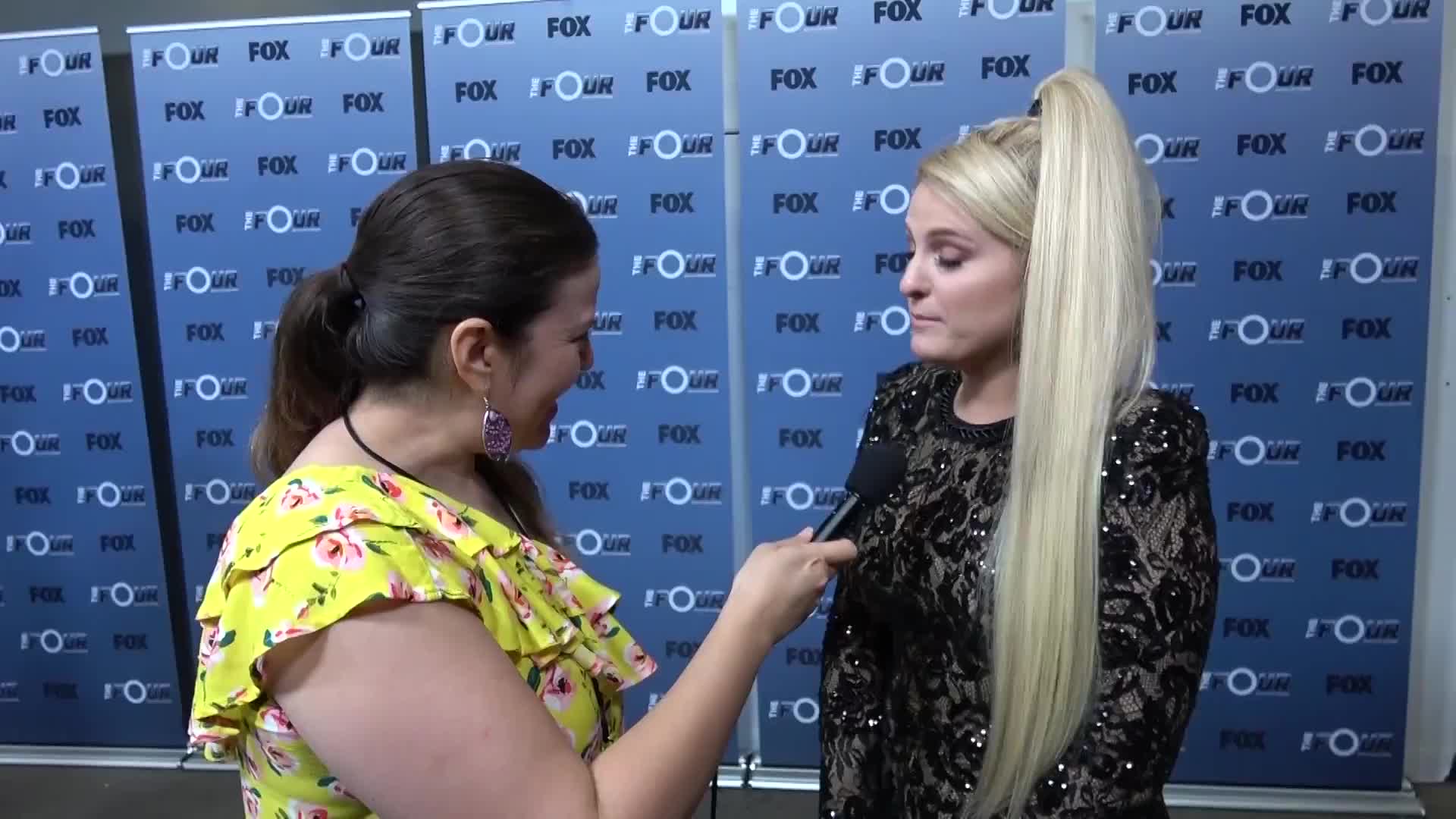 🍭 Meghan Trainor working out her booty & talks falling in love with her sweetheart